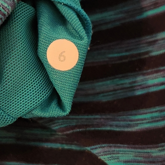 Lululemon Racerback Yoga Tank Top - Turquoise Blue Stripe - Picture 6 of 6